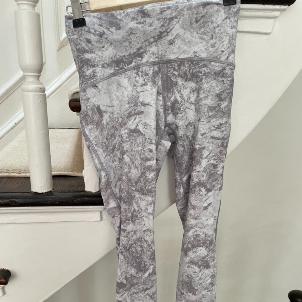 Lululemon Gray Leggins